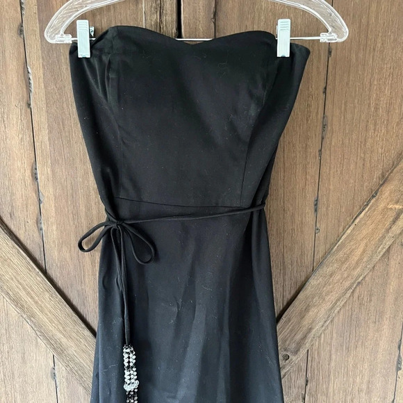 WHBM Black Strapless Sweetheart Neck Dress w/ Beaded Tassel Belt Sz. 6 - Picture 2 of 5